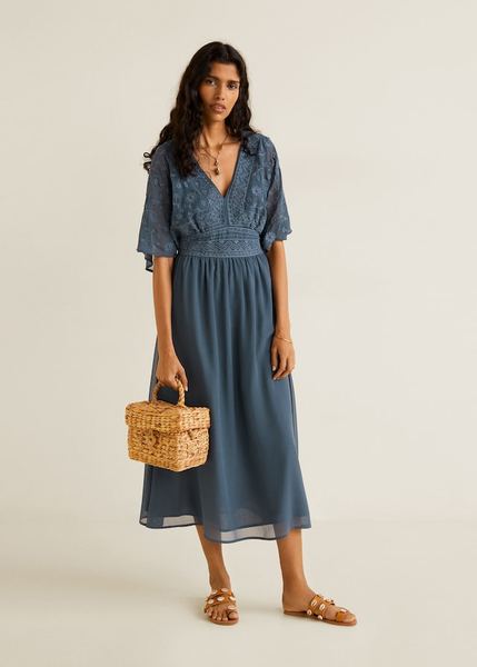 What to wear to a wedding evening do?