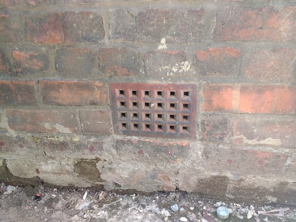 Rising damp in solid wall. Anyone successfully sorted?