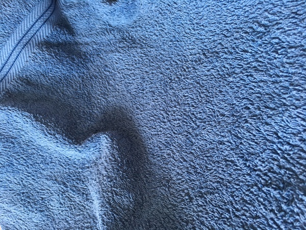 Where to buy towels in this colour?!