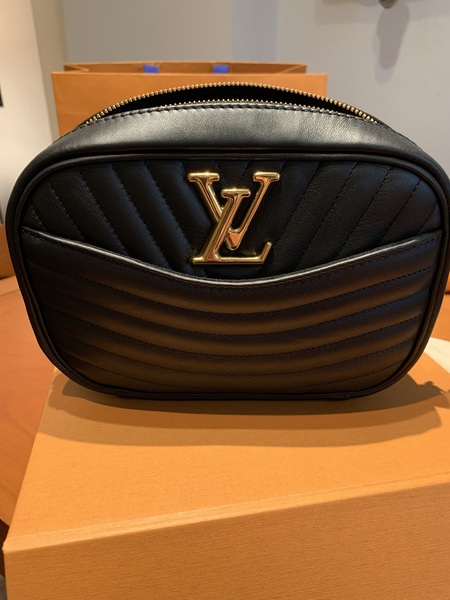 Which bag (Louis Vuitton) do you prefer?