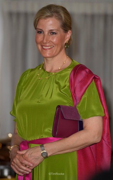 Royal style & gossip: now where's that baby??