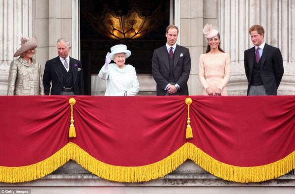 Why are Andrews daughters princesses, by Edwards are not?