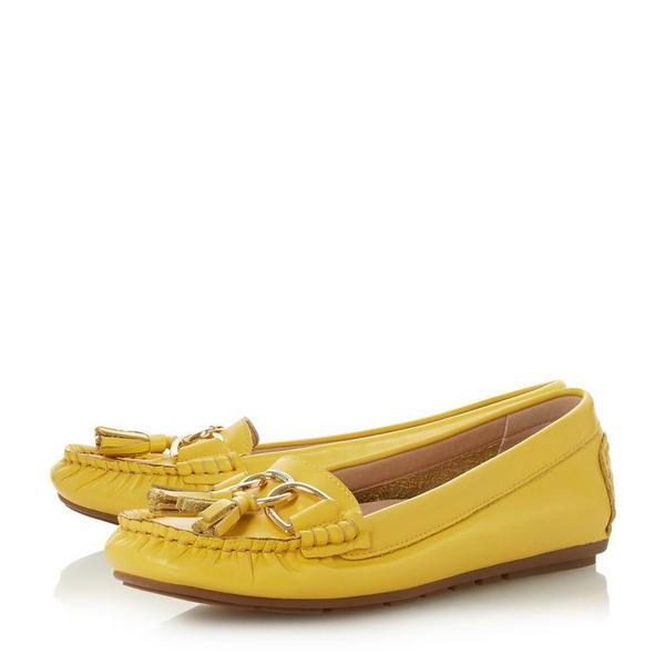 Are these nice shoes? Would you wear them?