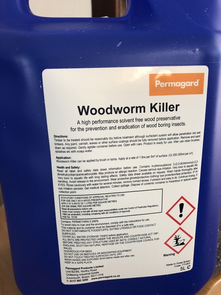 How to apply woodworm treatment?