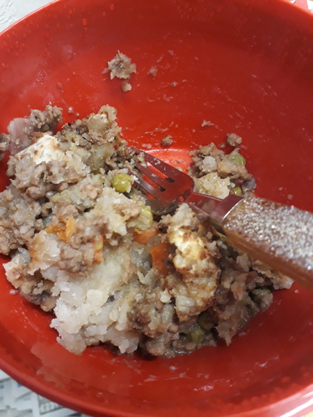 to say that cottage pie is NOT a “weekday meal”