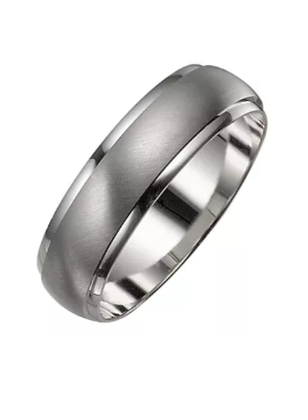 Please show me your wedding rings