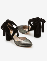 Shoes a bit like this? Any inspiration?