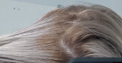 Hair dying. Dark to blonde, roots problem.