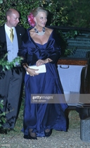 Royal style & gossip: summer is coming, tiaras better be too!