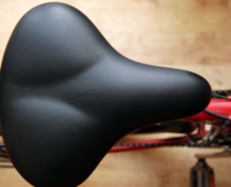 Do many cyclist women have planetary size arses?