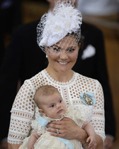 Royal style & gossip: down with fleeces and double-breasted suits!