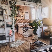to have a fantasy flat and life