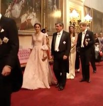 Royal style & gossip: down with fleeces and double-breasted suits!