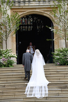 Royal style & gossip: summer is coming, tiaras better be too!