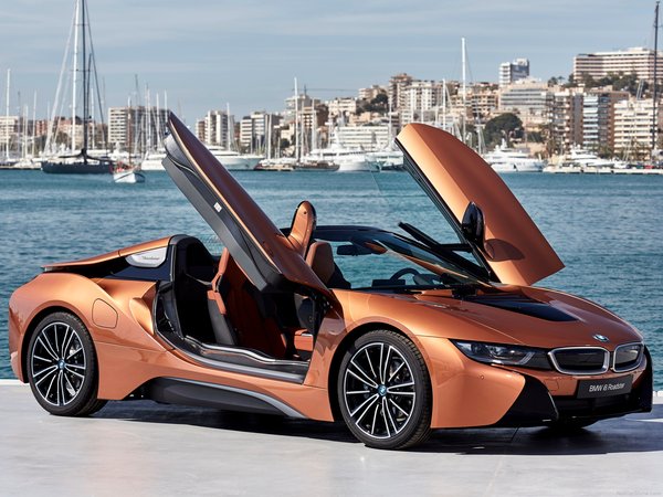 Rich people = same car
