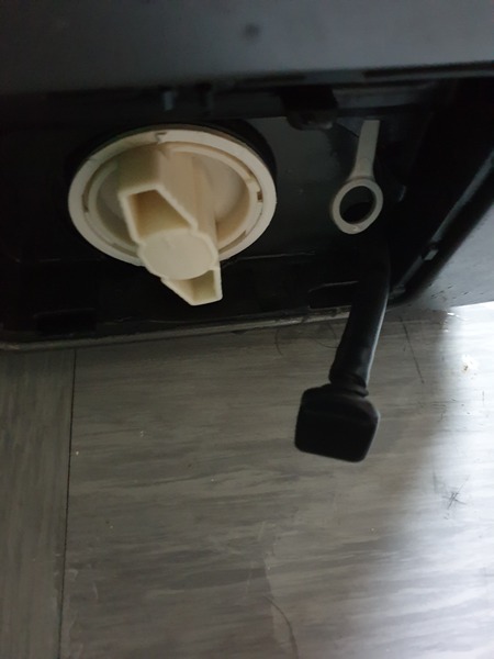 To have only just realised how to drain a washing machine?