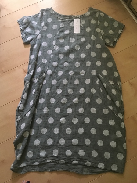 Casual comfortable summer dresses (for holidays / travelling)