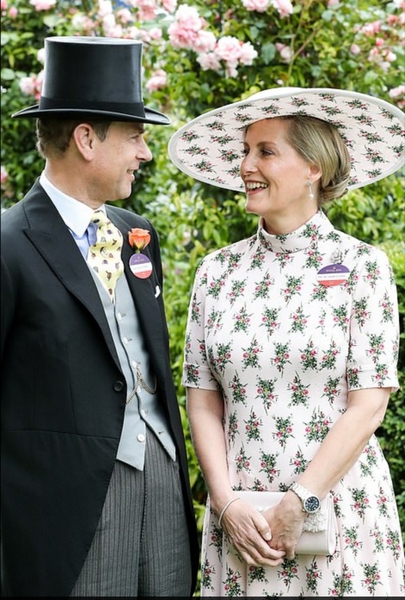 Royal style & gossip: the gowns and glamour of the Garter
