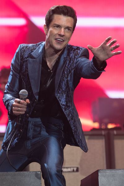 Swagger Inn 161 - Springtime is here so wenches get in the beds to help things to grow