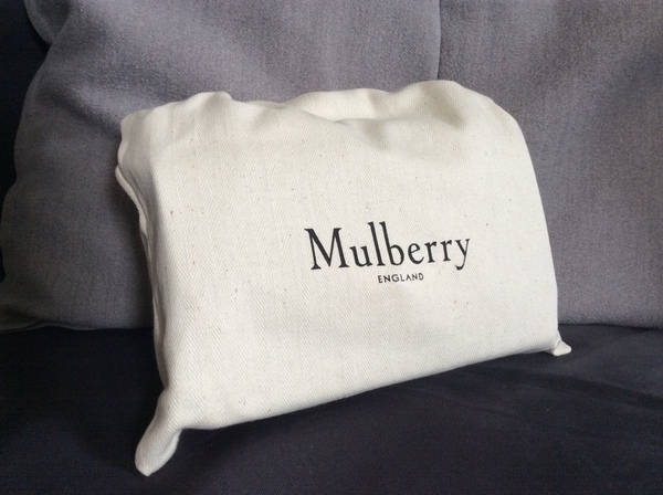 Bag lovers, do you watch Shea Whitney and Emma Anders unboxing?