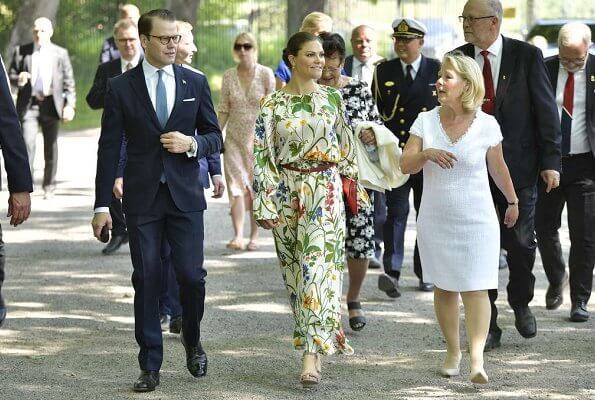 Royal style & gossip: a visit from He Who Must Not Be Named