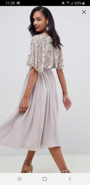 What colour shoes with this bridesmaid dress?