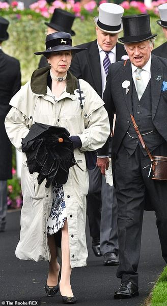 Royal style & gossip: What a smashing, positively dashing spectacle - the Ascot opening day