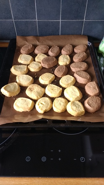 Shortbread undercooked, can I put in oven again?