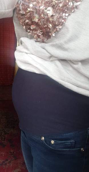 3rd baby, 28 weeks, no ‘proper’ bump