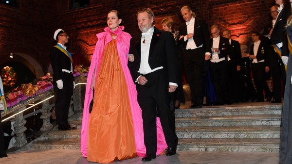 Les Parisiennes des Mamansnet: See life in pink, but do not wear it!