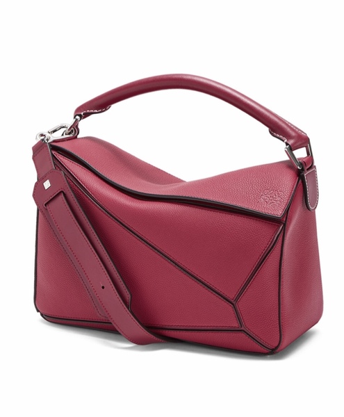 Bag lovers, do you watch Shea Whitney and Emma Anders unboxing?