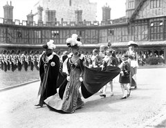 Royal style & gossip: the gowns and glamour of the Garter