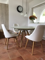 Les Parisiennes des Mamansnet: See life in pink, but do not wear it!