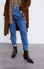 Les Parisiennes des Mamansnet: See life in pink, but do not wear it!