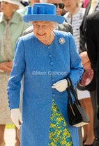 Royal style & gossip: down with fleeces and double-breasted suits!