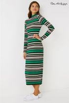 What length is a ‘midi’- dress/skirt?