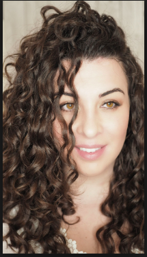 Can anyone help my poor dd with her hair?!