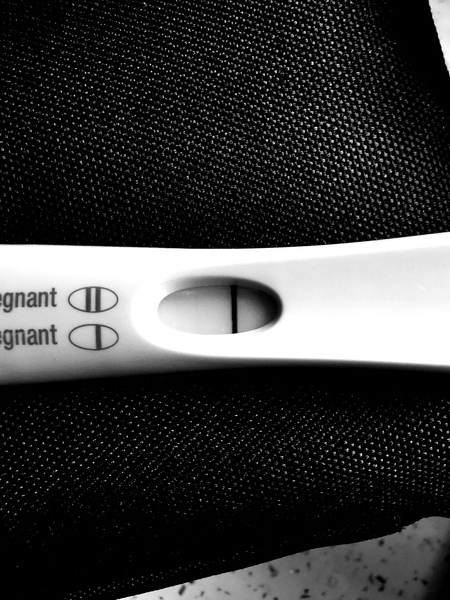 To think I'm not actually pregnant and somethings wrong?