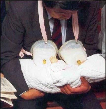 AIBU to think KLM's breastfeeding 'policy' is absurd?
