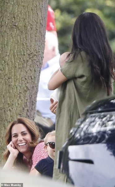 Royal style & gossip: from christening gowns to tennis lawns