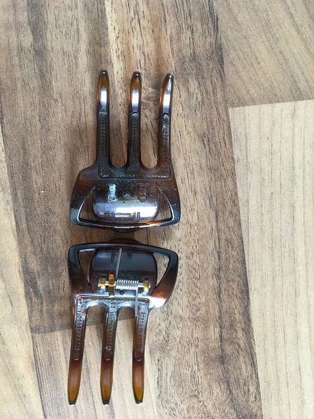 Looking for non-slip hair clamp!