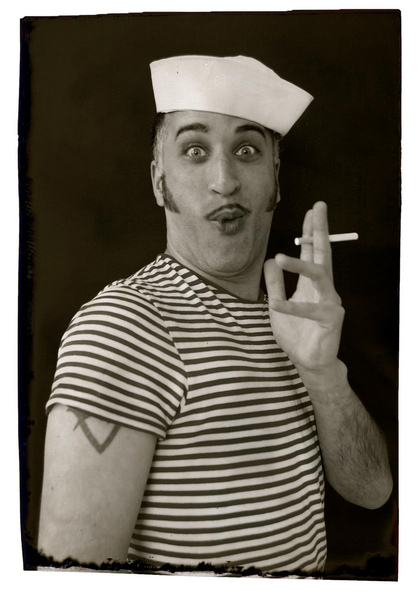 ok, who's someone that everyone fancies but you don't get it?!