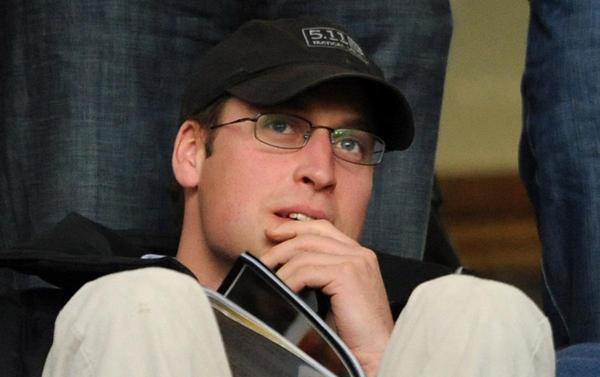 Royal style and gossip: photo calls and tennis balls