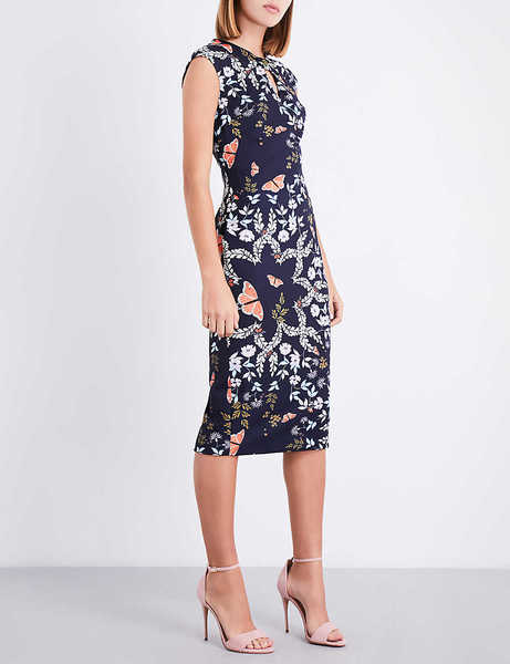 Please find me shoes to go with this dress