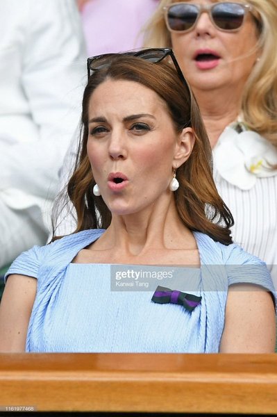 Royal style and gossip: photo calls and tennis balls