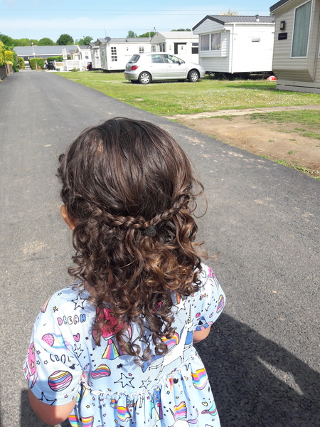 DD3’s curly hair becoming matted, dry, rough