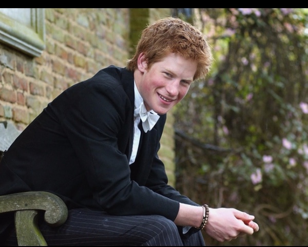 Royal style & gossip: from christening gowns to tennis lawns