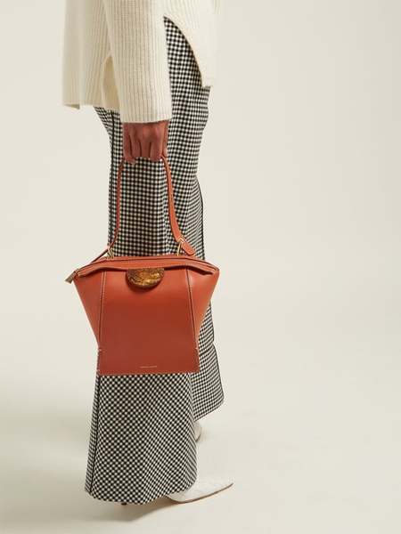 Les Parisiennes des Mamansnet: Too much good taste can be very boring. Independent style, on the other hand, can be very inspiring.