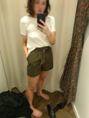 Les Parisiennes des Mamansnet: See life in pink, but do not wear it!