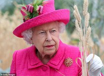 Royal style & gossip: from christening gowns to tennis lawns